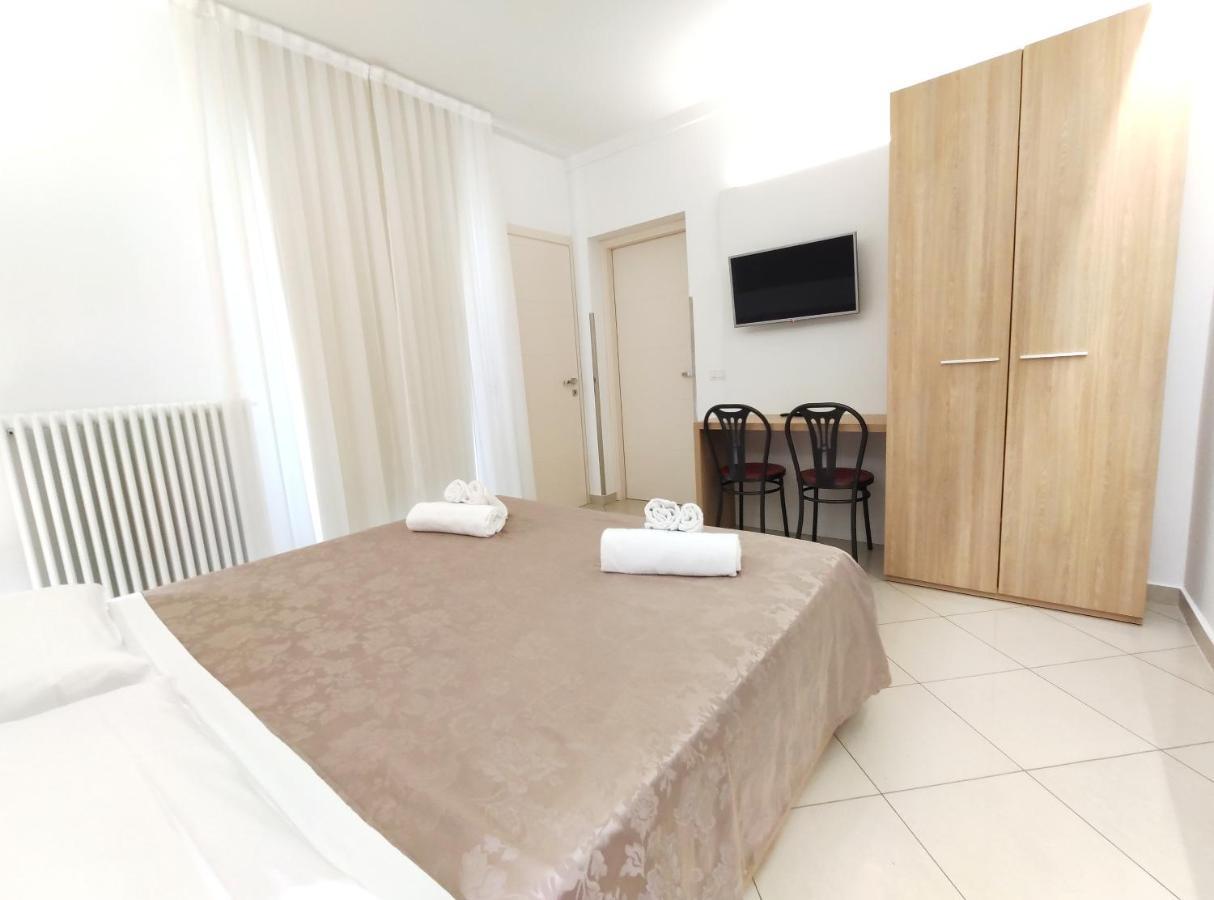 Residence Perla Rimini Esterno foto