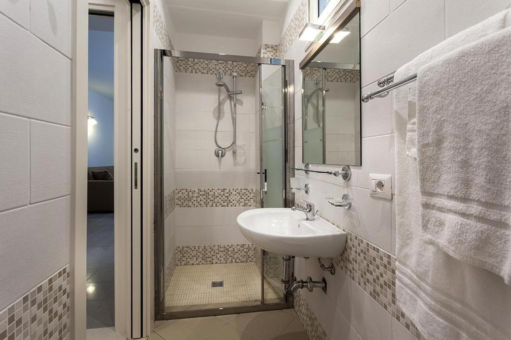 Residence Perla Rimini Esterno foto
